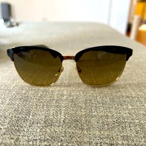 Gucci Aviator sunglasses